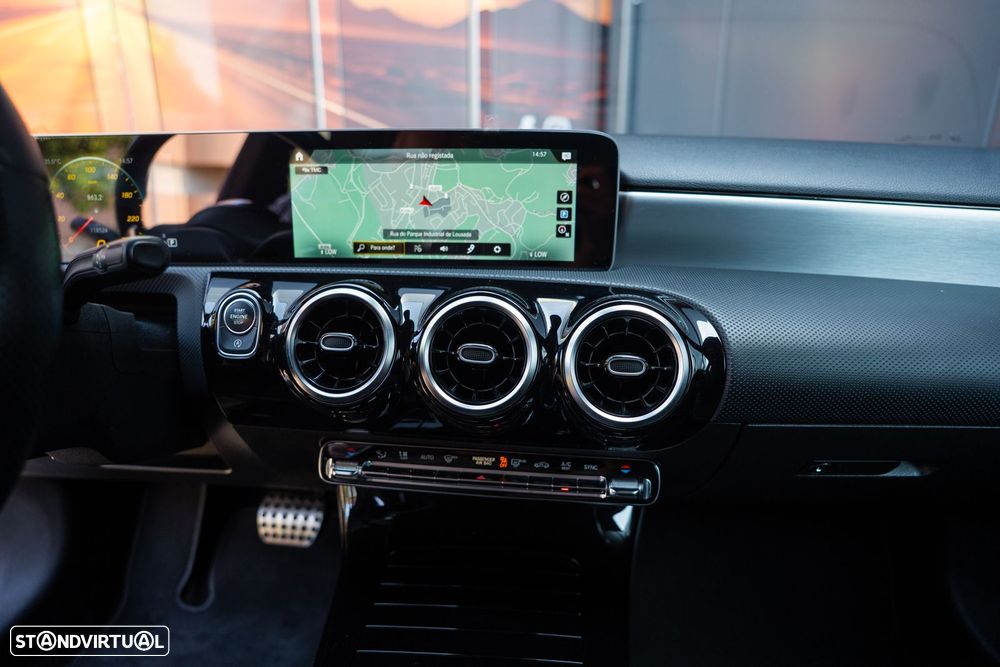 Mercedes-Benz A 180 d AMG Line Aut. - 21