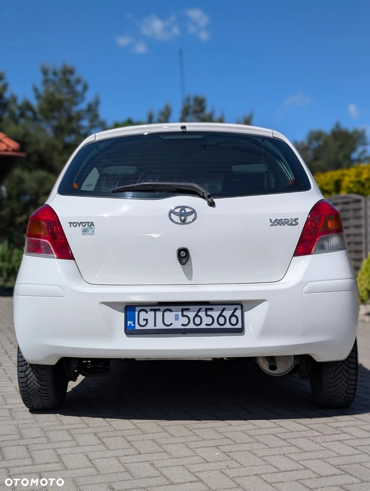 Toyota Yaris - 3