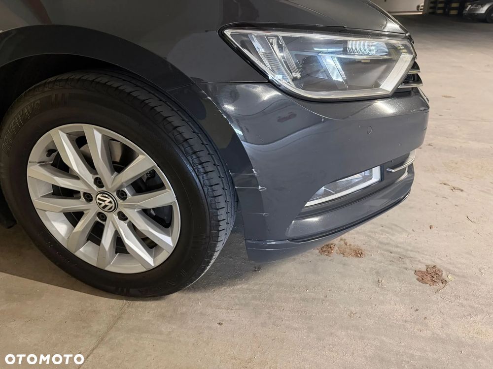 Volkswagen Passat 1.6 TDI (BlueMotion Technology) DSG Comfortline - 9