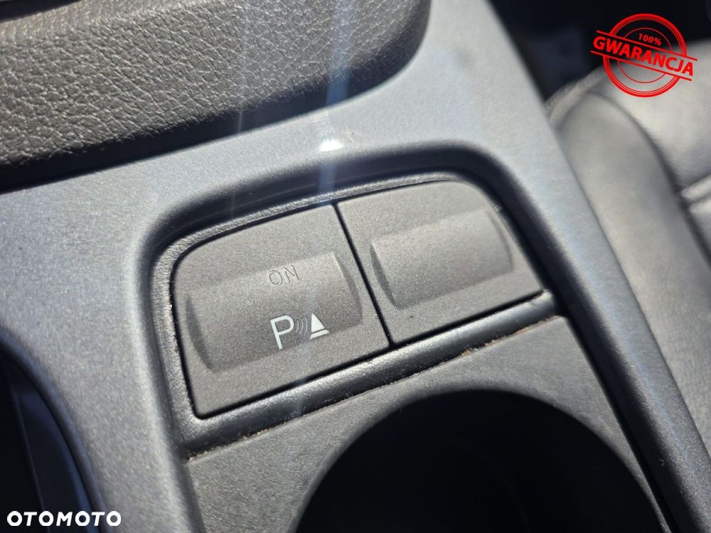 Ford Kuga - 36