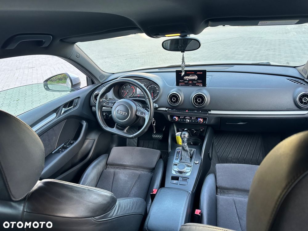 Audi A3 Sportback 2.0 TDI S tronic Ambiente - 7