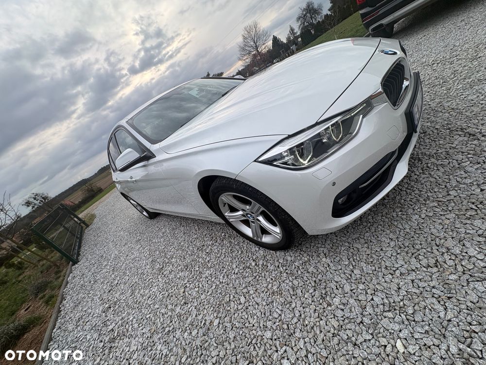 BMW Seria 3 320d xDrive Sport Line Shadow - 1