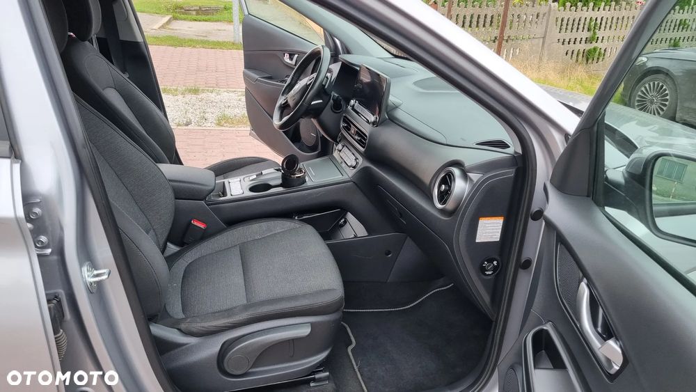 Hyundai Kona Business - 33