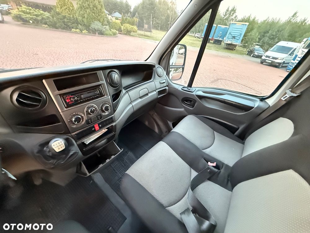 Iveco Daily 35C15 *3.0D* KONTENER 3,5M *NOWY SILNIK* KLIMA* TEMPOMAT* ZADBANY* - 18