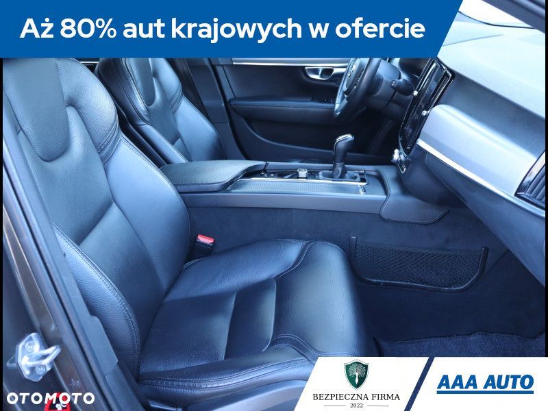 Volvo V90 Cross Country - 11