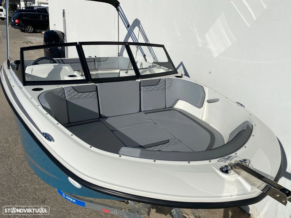 Bayliner Element M17 - 9