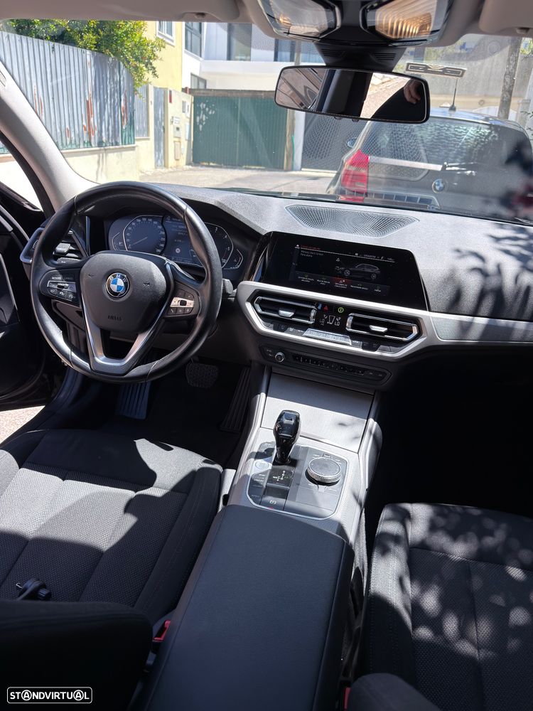BMW 320 d Line Luxury Auto - 40