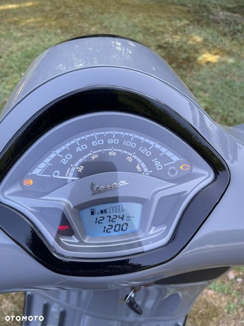 Vespa GTS - 5