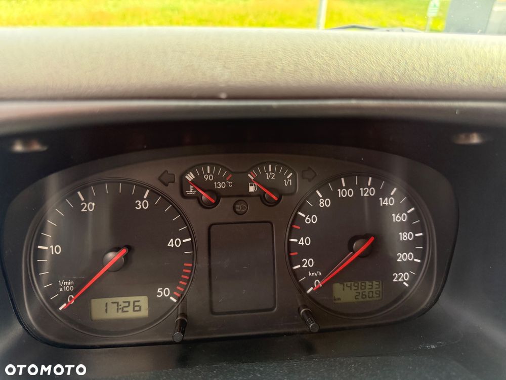 Volkswagen Transporter - 12