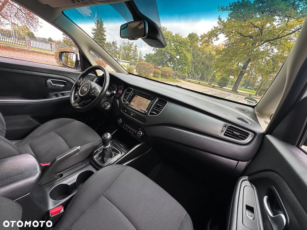 Kia Carens 1.7 CRDi 141 ISG Spirit - 30