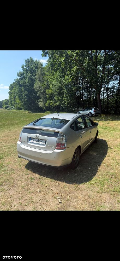 Toyota Prius - 6