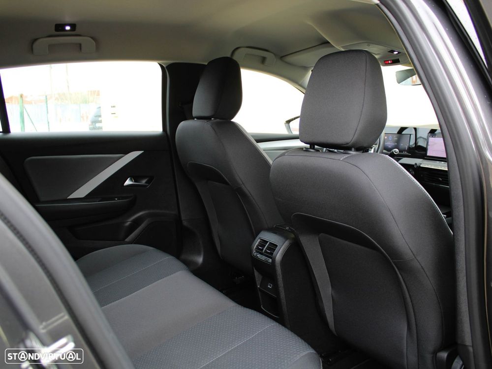 Opel Astra 1.6 T PHEV Business - 51