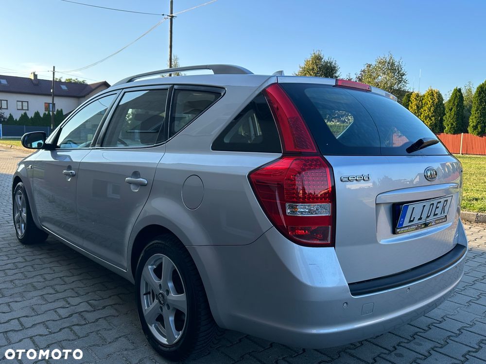 Kia Ceed - 3