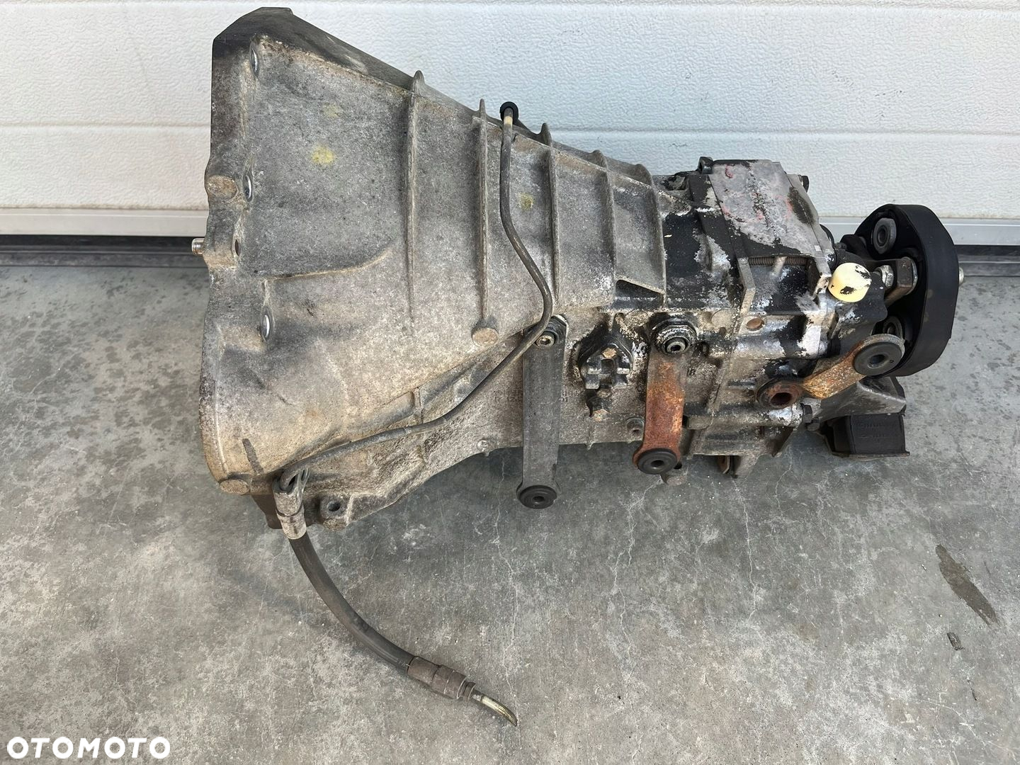 SKRZYNIA BIEGÓW MANUALNA MERCEDES W124 1242609801 717.412 200E 220E 230E - 9