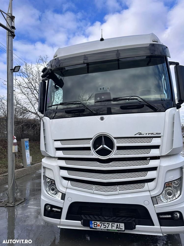 Mercedes-Benz Actros - 2