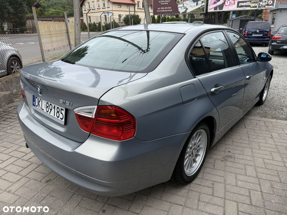 BMW Seria 3 - 18