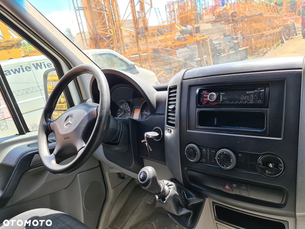 Mercedes-Benz Sprinter - 7