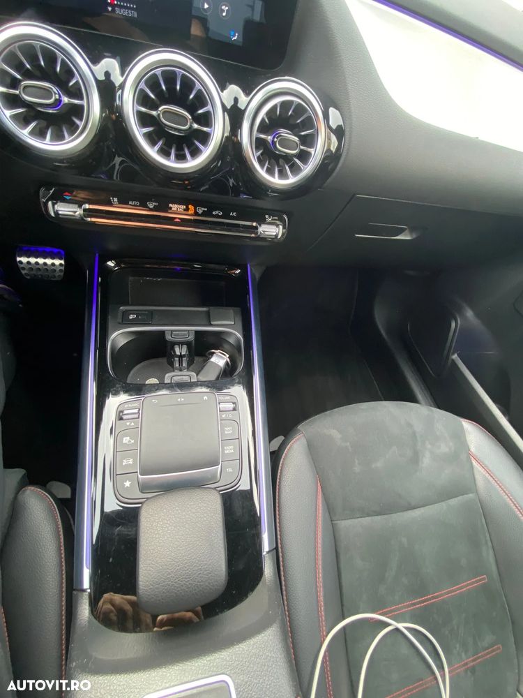 Mercedes-Benz GLA 200 7G-DCT Edition AMG Line - 19