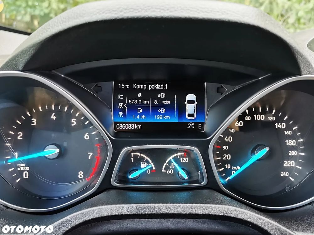 Ford Kuga 1.5 EcoBoost 2x4 Titanium - 17