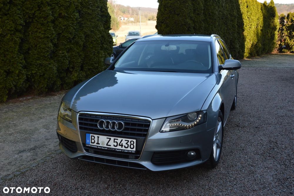 Audi A4 Avant - 4