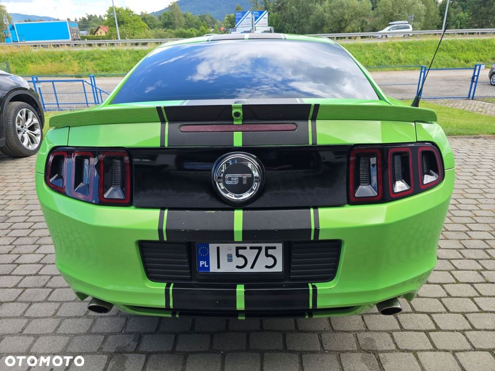 Ford Mustang - 7