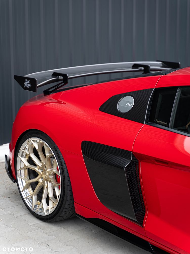 Audi R8 Coupé - 11