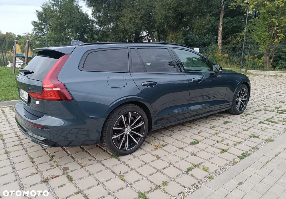 Volvo V60 T8 AWD Plug-In Hybrid Plus Dark - 10