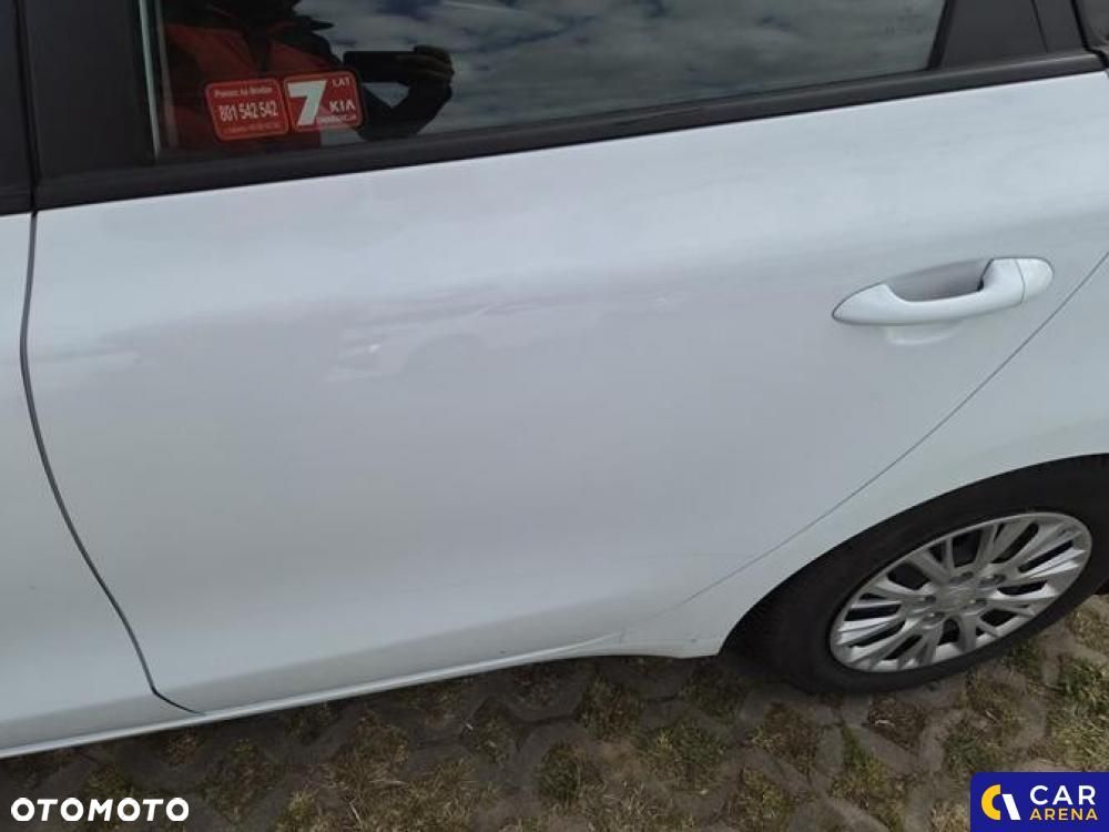 Kia Ceed - 19