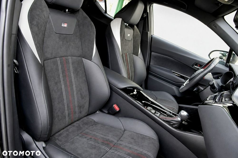 Toyota C-HR - 19