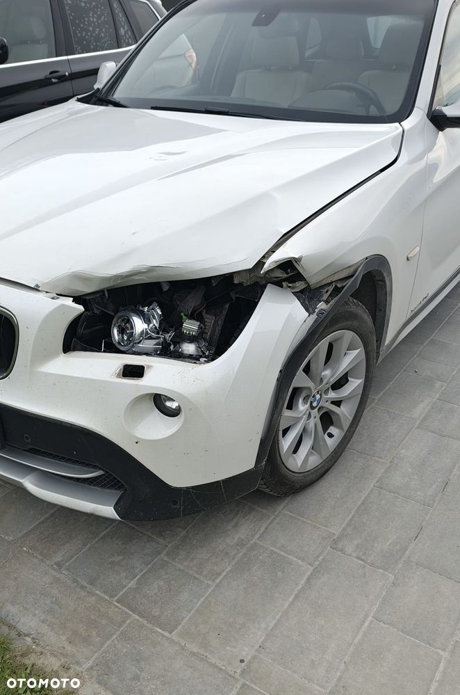 BMW X1 xDrive20d - 13