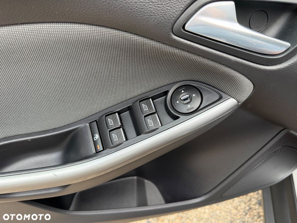 Ford Focus 1.6 Edition - 27
