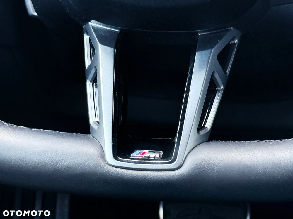 BMW Seria 5 520d xDrive - 24