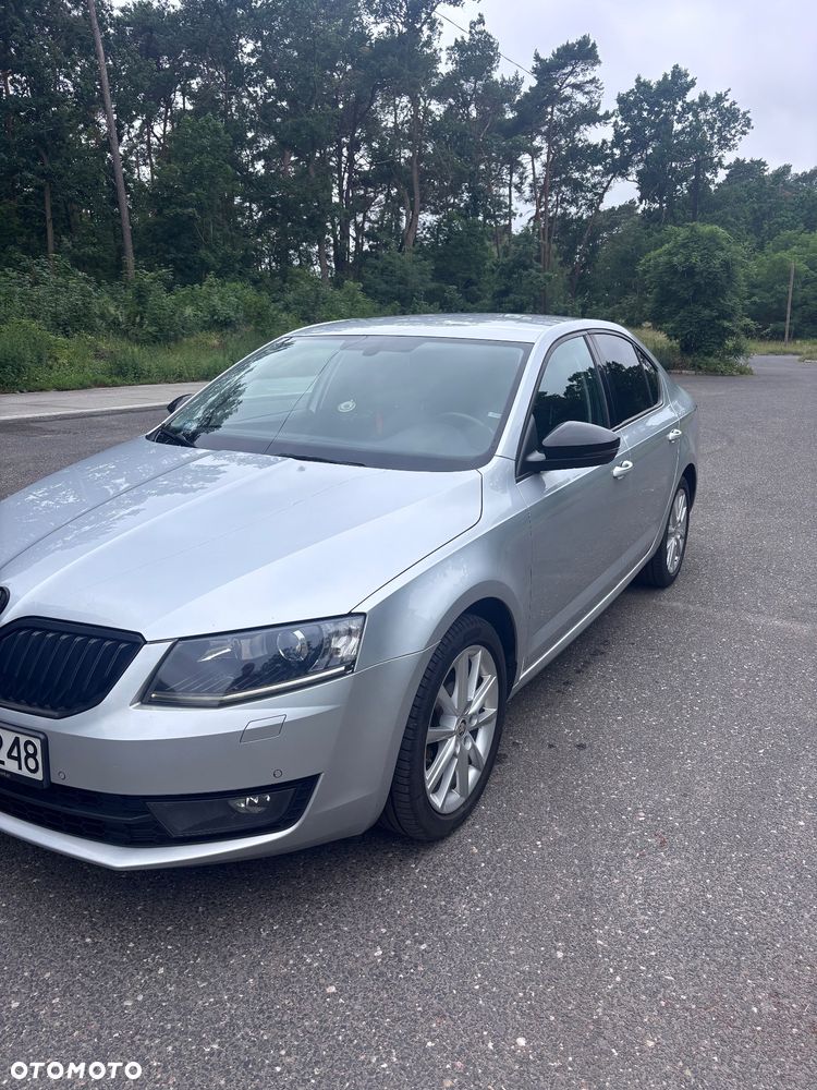 Skoda Octavia 2.0 TDI Style DSG - 2