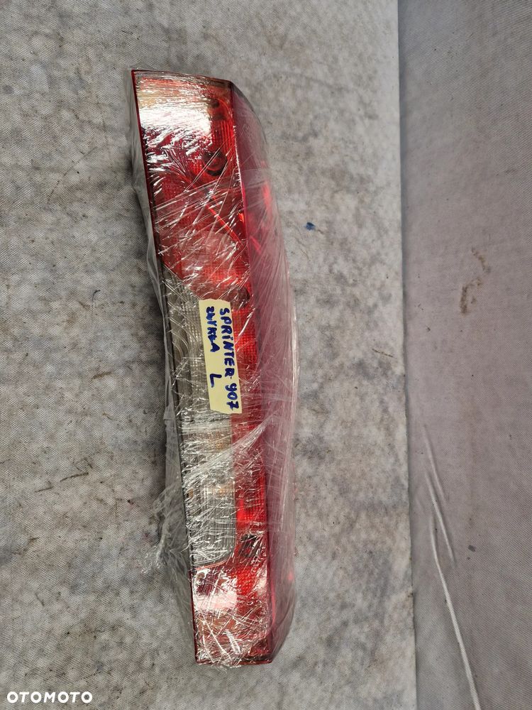 Mercedes Sprinter W907 910 Lampa Lewa Tył 17- - 10