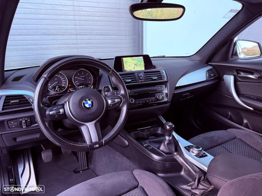 BMW 116 d Pack Desportivo M - 11