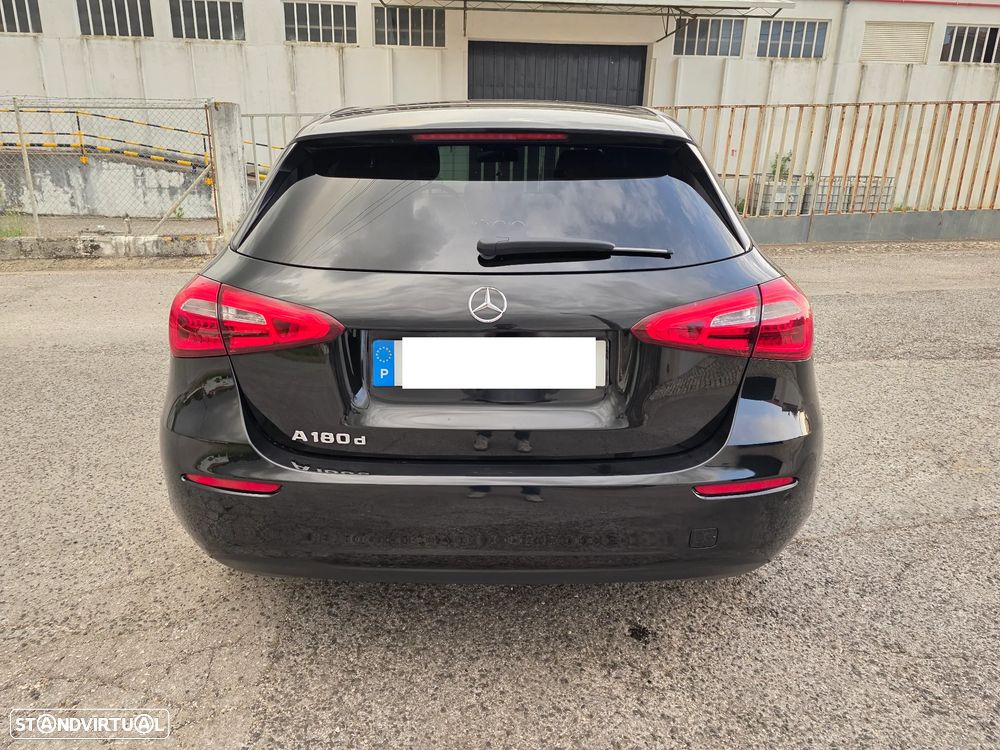 Mercedes-Benz A 180 d 7G-DCT Progressive - 14