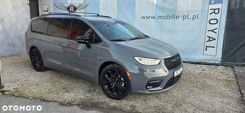 Chrysler Pacifica - 5