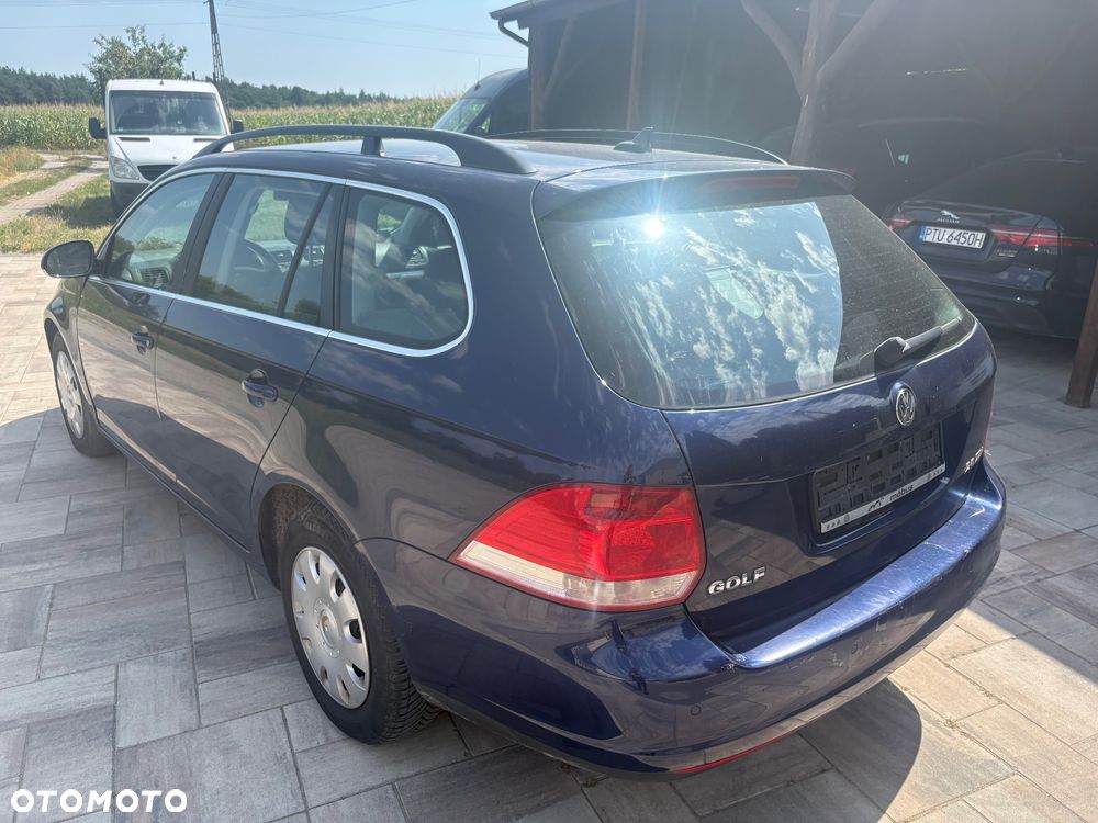 Volkswagen Golf - 18