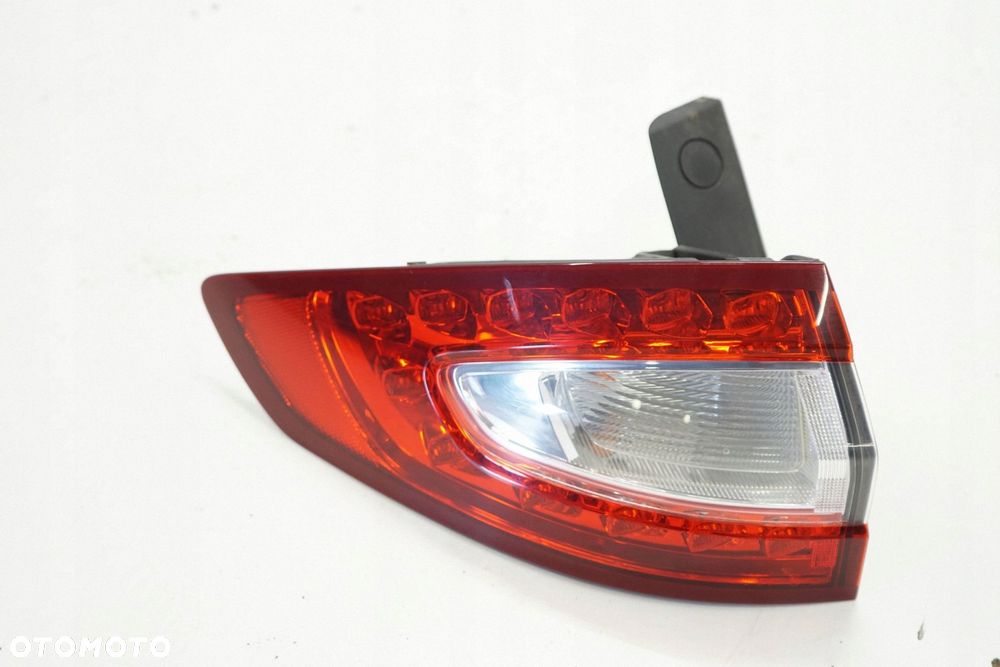 FORD MONDEO MK5 15R KOMBI LAMPA W BŁOTNIK LEWY TYŁ DS73-13405-CD - 3
