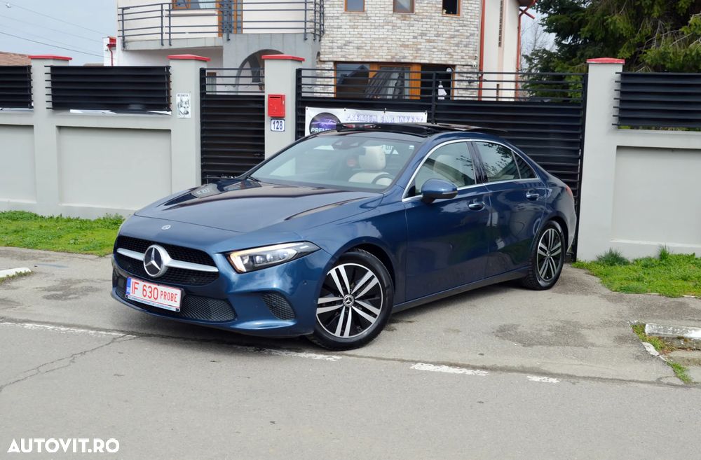 Mercedes-Benz A 180 Sedan 7G-DCT Lim. Special Edition - 35