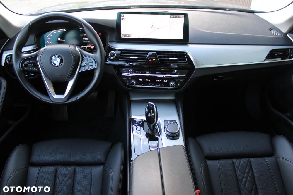 BMW Seria 5 520d xDrive Business Edition sport - 14