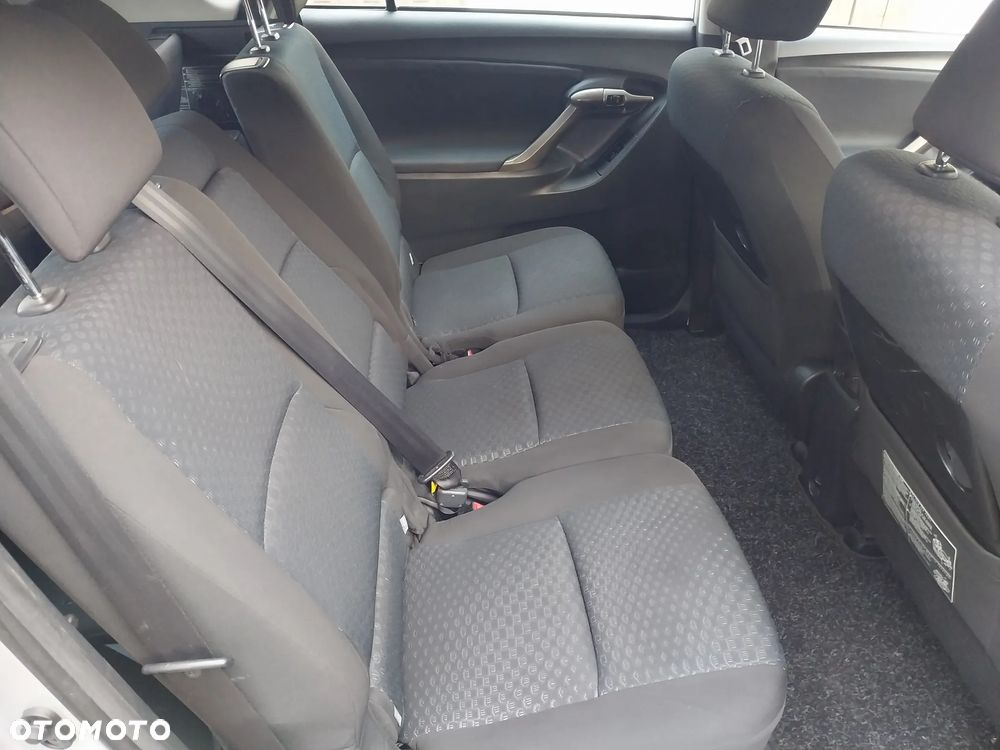 Toyota Verso 1.8 7-Sitzer Edition S+ - 18