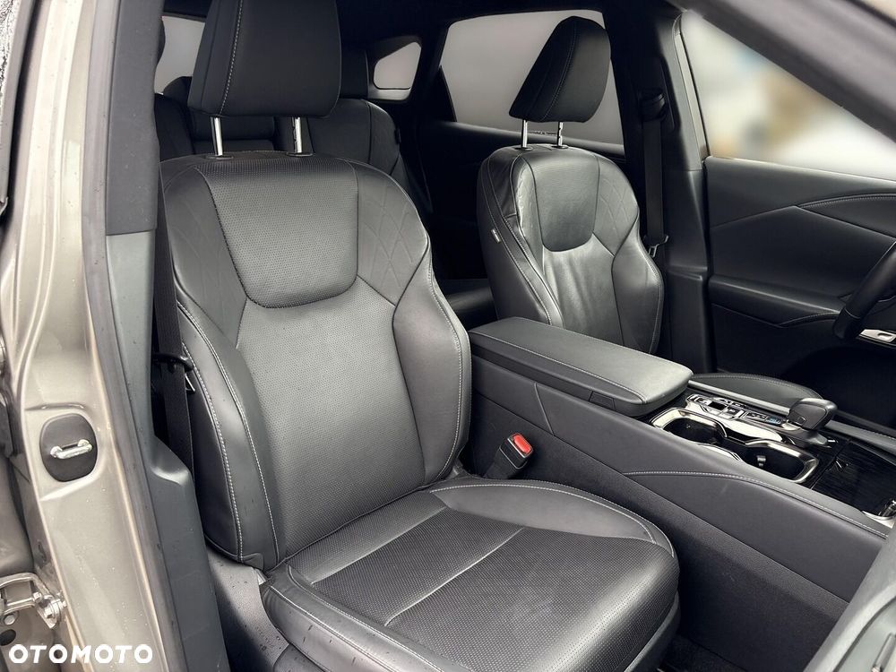 Lexus RX 450h+ Prestige - 23