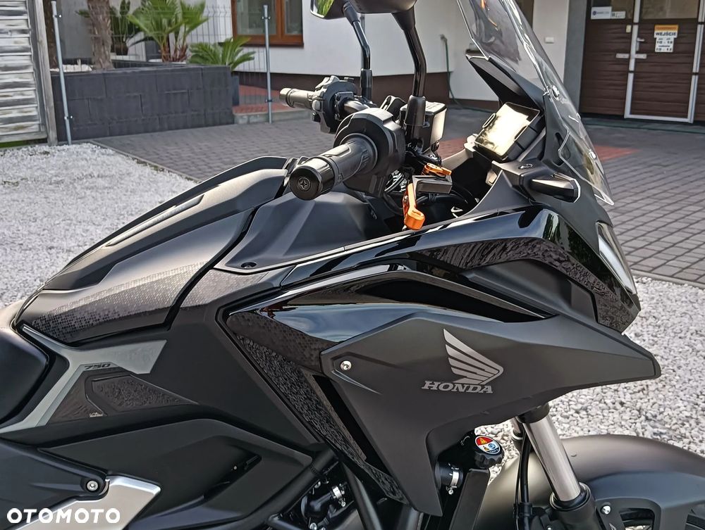 Honda NC - 15