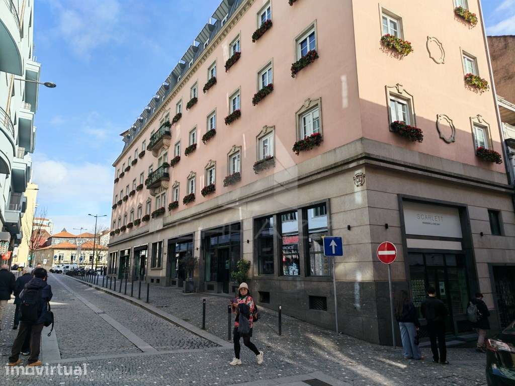Apartamentos T1 aos Aliados - Porto - Grande imagem: 3/12