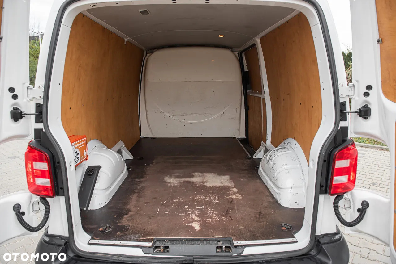 Volkswagen Transporter - 17