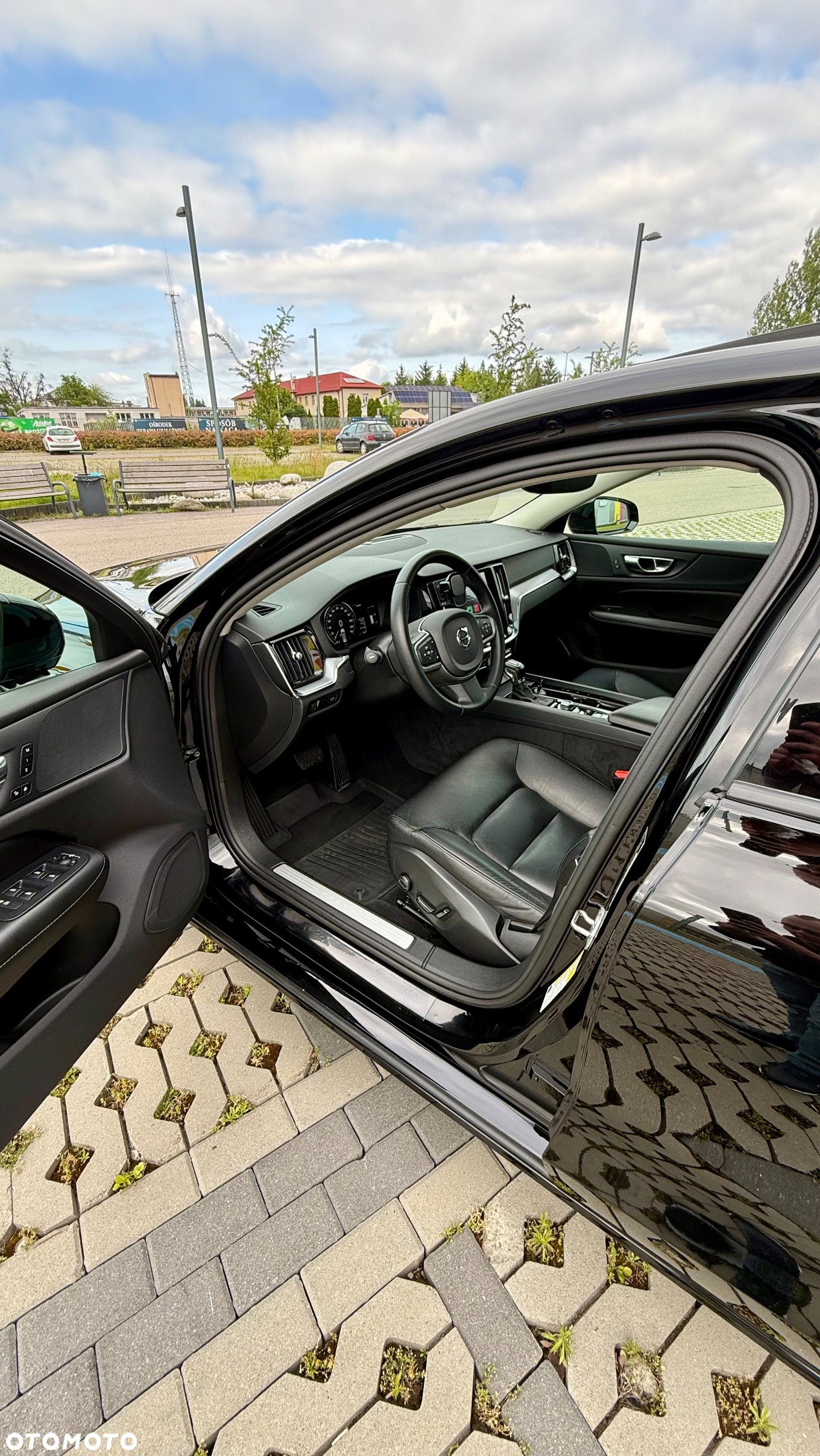 Volvo S60 T6 AWD Momentum Pro - 16