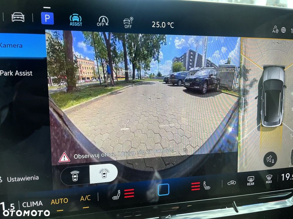 Volkswagen T-Roc 1.5 eTSI R-Line DSG - 23