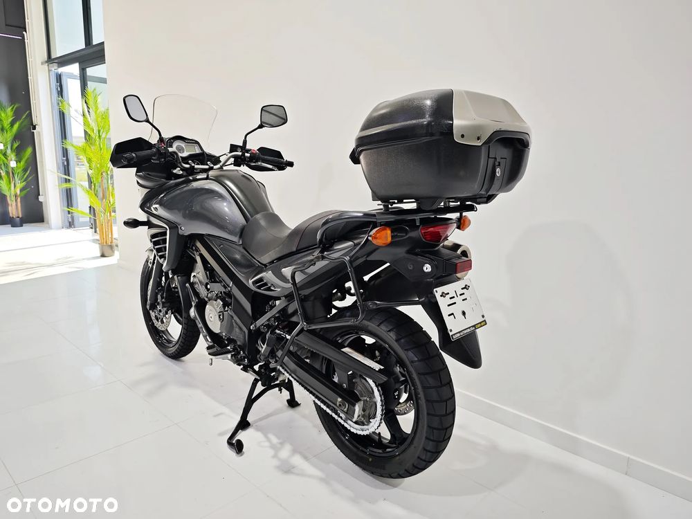 Suzuki V-STROM - 11