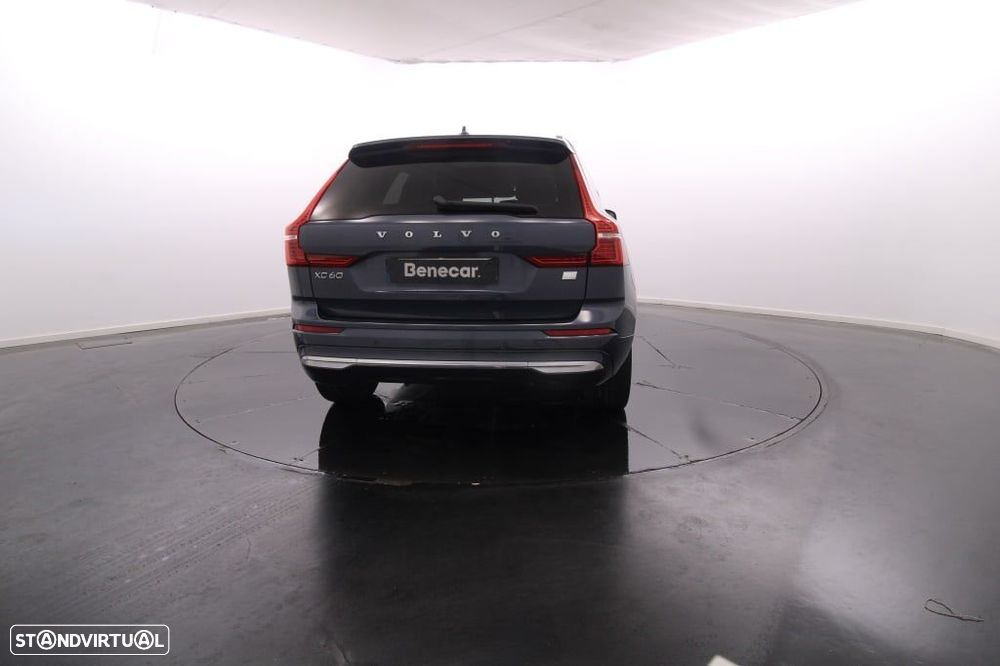 Volvo XC 60 2.0 T6 PHEV Inscription AWD - 6